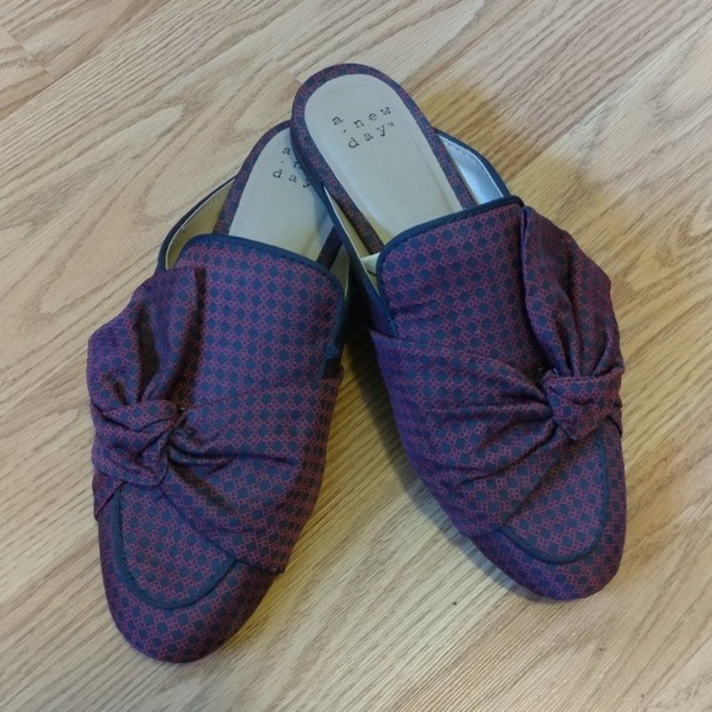 A new day slipper sz 6